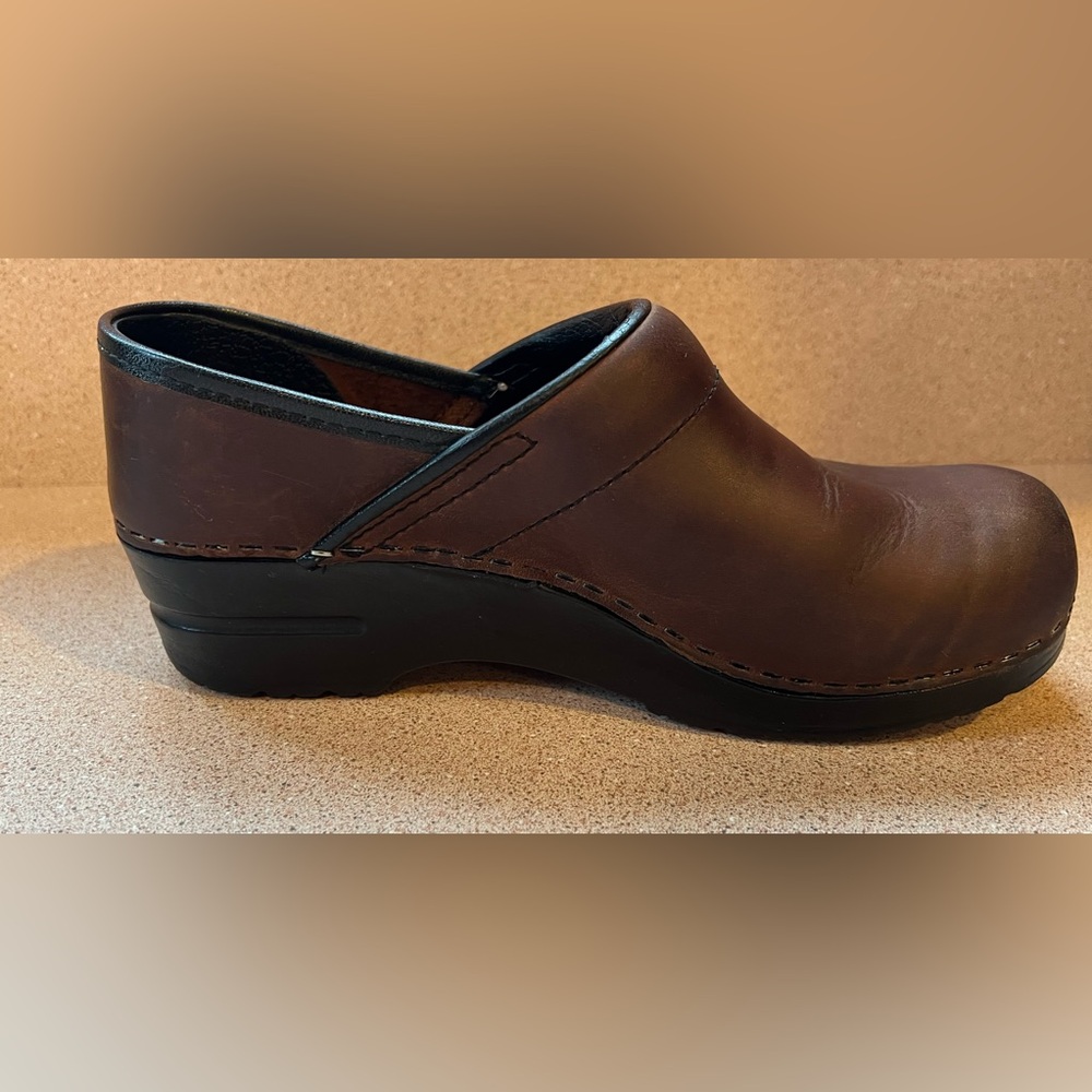 Sanita Danish clogs